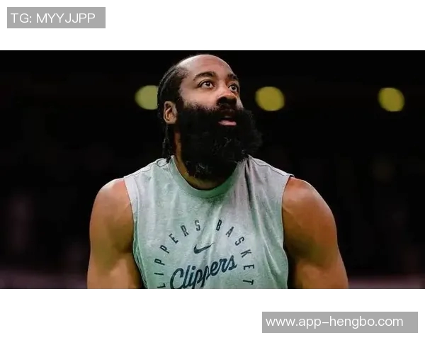 卢指导：球队计划新赛季降低哈登使用率与比赛负荷以提升整体表现