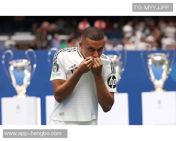 欧冠本周最佳球员候选揭晓姆巴佩哈兰德海于格霍伊伦争夺桂冠 欧冠本周最佳球员候选揭晓姆巴佩哈兰德海于格霍伊伦争夺桂冠