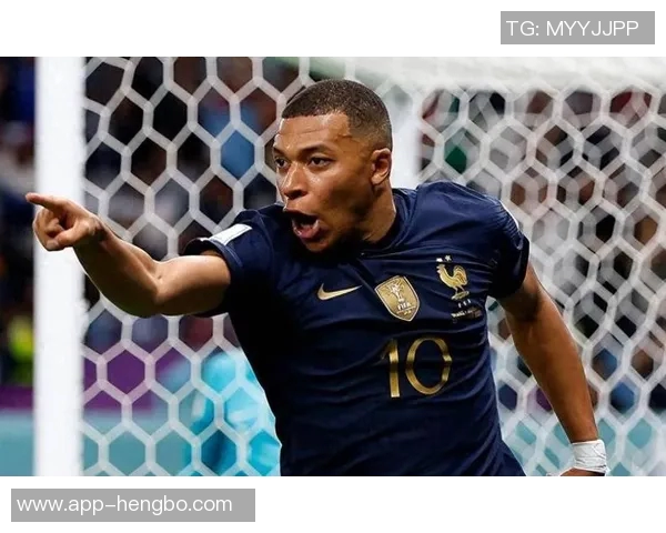 姆巴佩创造历史成皇马首位包揽赛季欧冠前三球的传奇球员 姆巴佩创造历史成皇马首位包揽赛季欧冠前三球的传奇球员