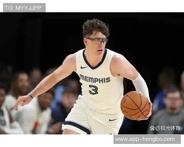 湖人首发阵容基本确定最后一席将在斯玛特拉拉维亚范德彪中产生