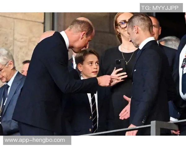 乔治一家在纽约为女儿娜塔莎庆生享受生活的快乐时光 乔治一家在纽约为女儿娜塔莎庆生享受生活的快乐时光