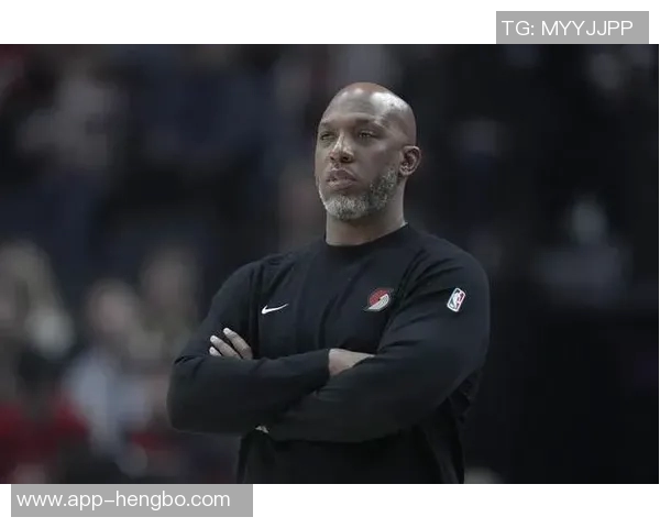 阿里纳斯节目组直言开拓者无望胜利应早早解雇昌西以节省开支