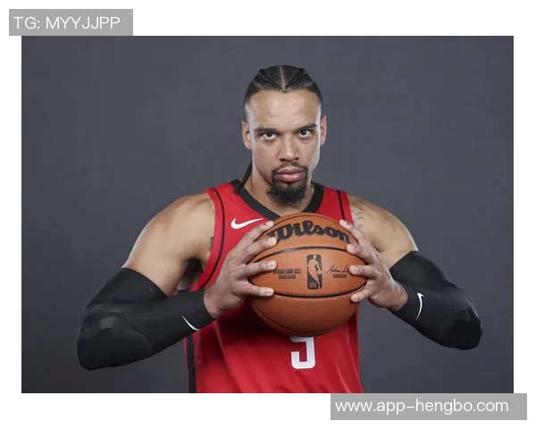 布鲁斯布朗直言新规影响狄龙防守方式三分球犯规成焦点 布鲁斯布朗直言新规影响狄龙防守方式三分球犯规成焦点