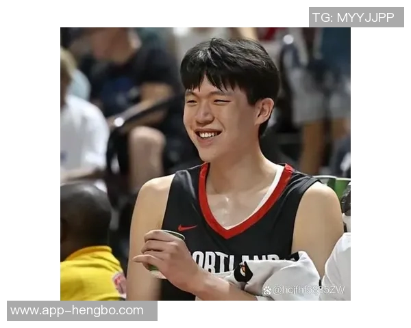 杨瀚森未获主帅信任内线人手不足仍难以获得上场机会